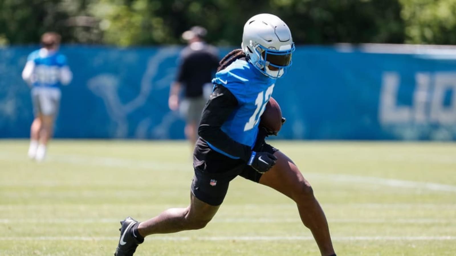 Lions Release WR Daurice Fountain