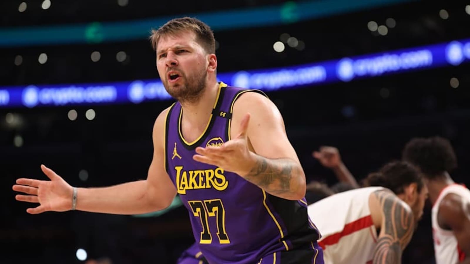 Lakers' Luka Doncic Clarifies the Condition of His Elbow