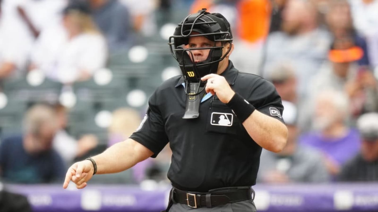 Home Plate Umpire Nick Mahrley Carted Off Field After Getting Hit By Broken Bat