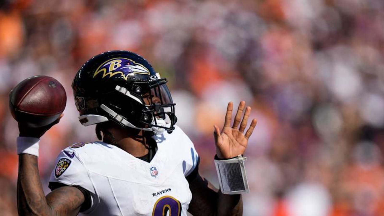 Commanders Face Tough Test in Ravens &#39;Threat&#39; Lamar Jackson