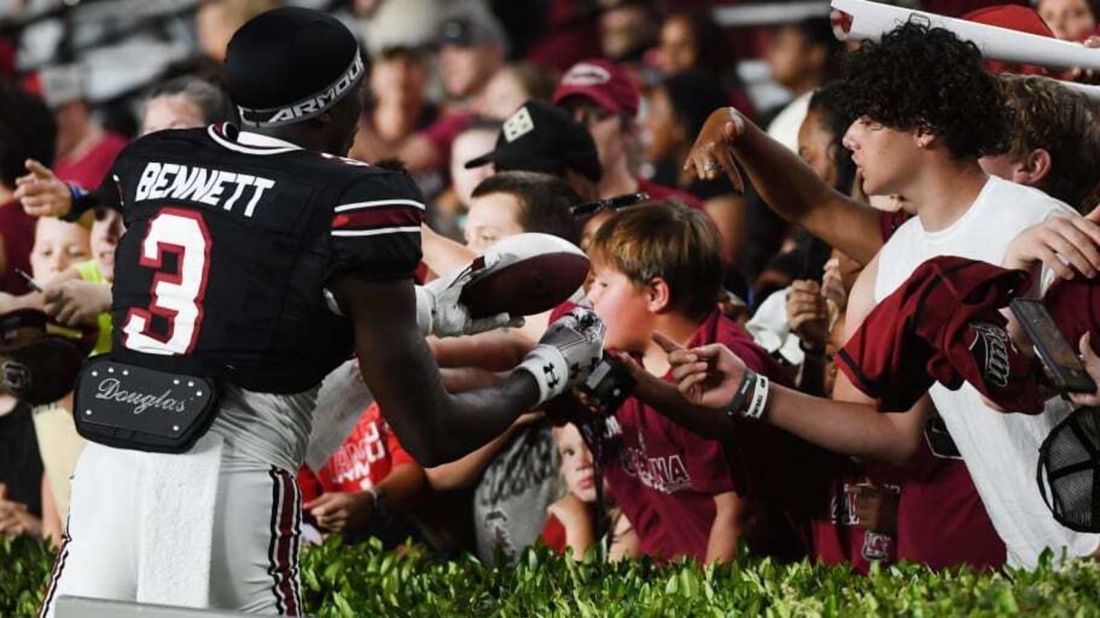 South Carolina&#39;s Williams-Brice Stadium Snubbed from Top College Football Stadiums List