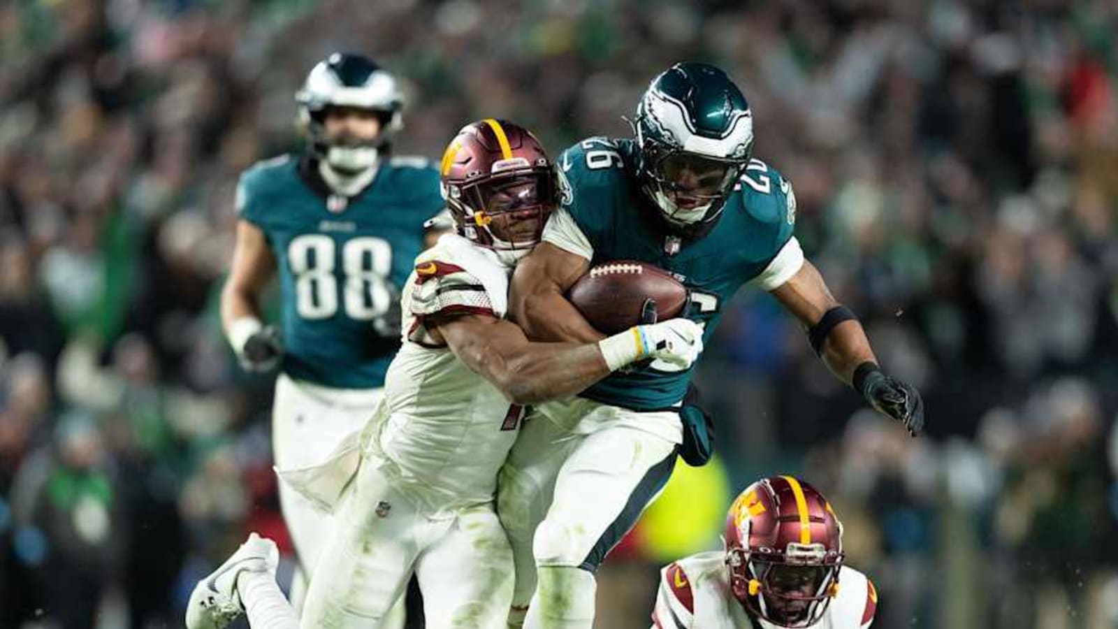 Commanders Key to Stopping Eagles Saquon Barkley