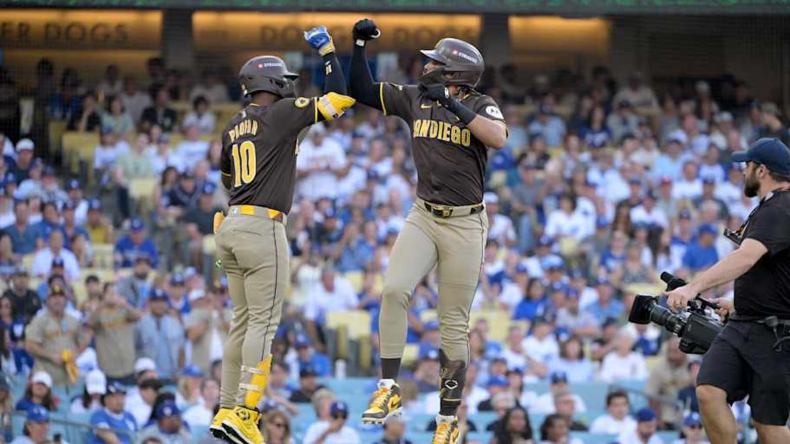 Padres&#39; Fernando Tatis Jr Reacts to 80-Game Suspension for Jurickson Profar