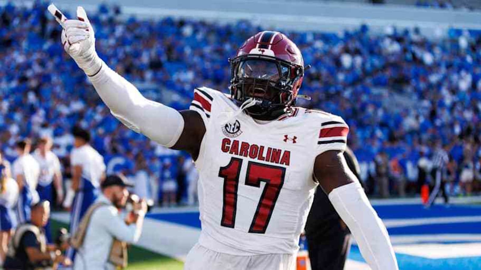 5 Linebackers to Watch for the Colts at the NFL Combine