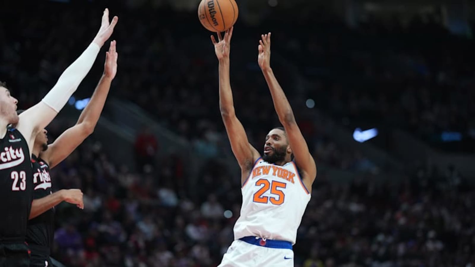 Mikal Bridges, Tom Thibodeau Meet Amidst Knicks Controversy