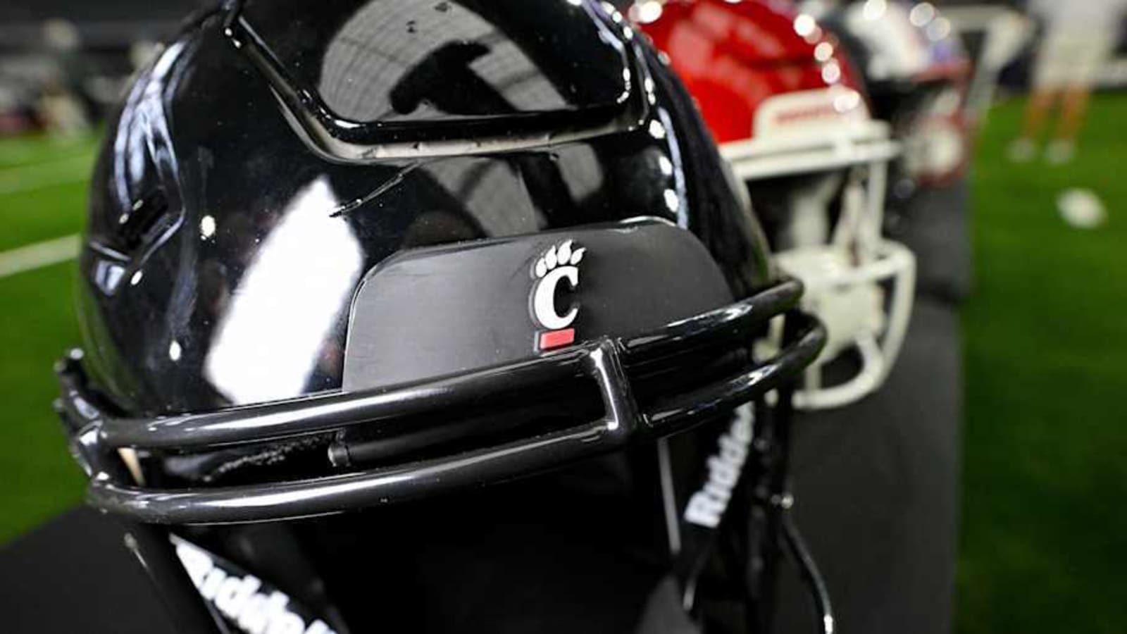 Look: Cincinnati Offensive Linemen Luke Kandra, John Williams Lead Top Bench Press Results at 2025 NFL Combine