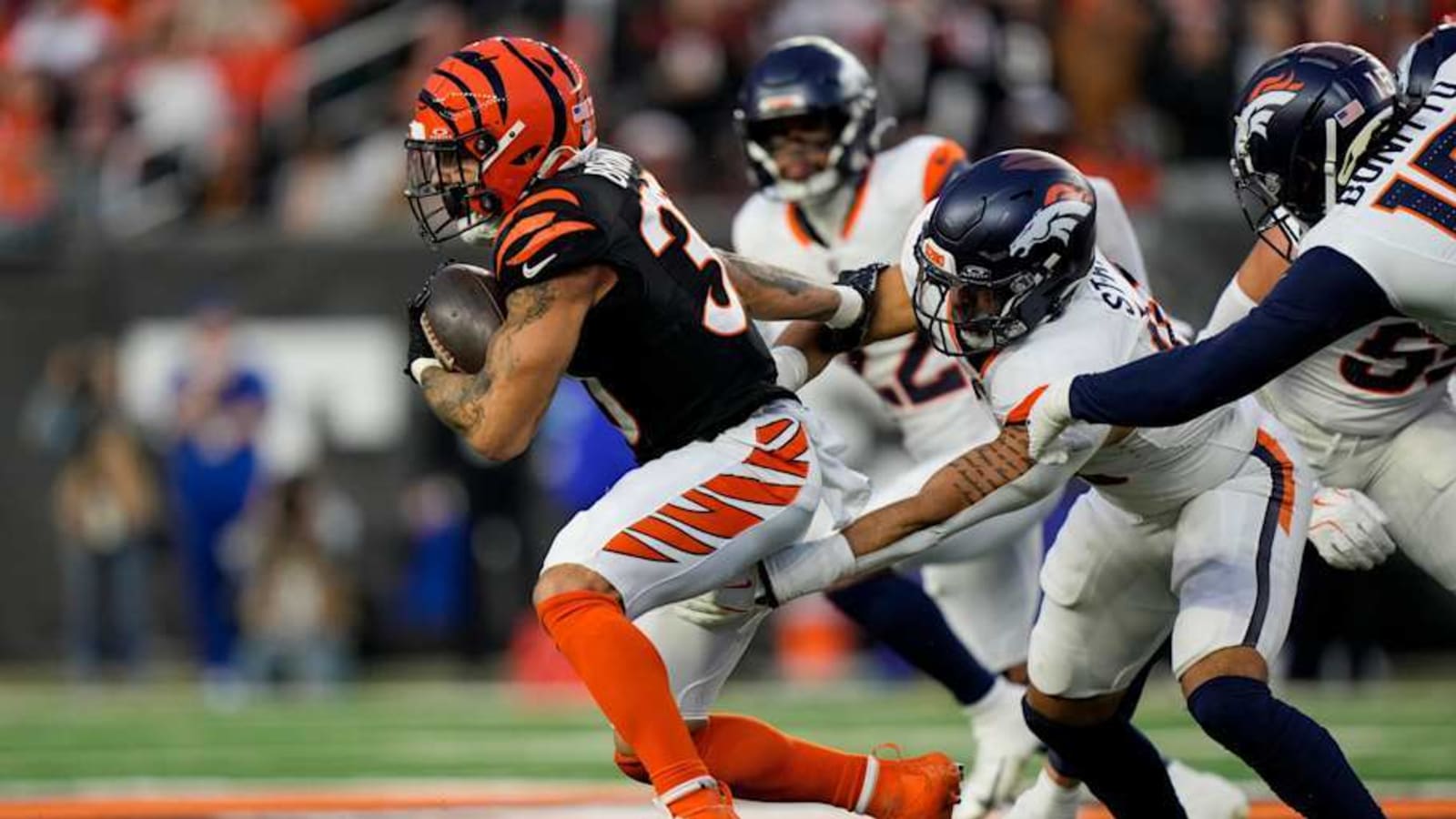 Bengals Running Back Chase Brown Suffers Injury Against Broncos