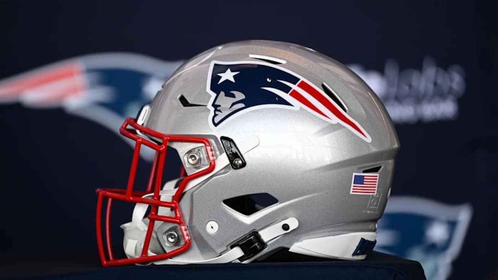 Jets Polarizing Coach Candidate Takes Shot At Patriots’ Mike Vrabel