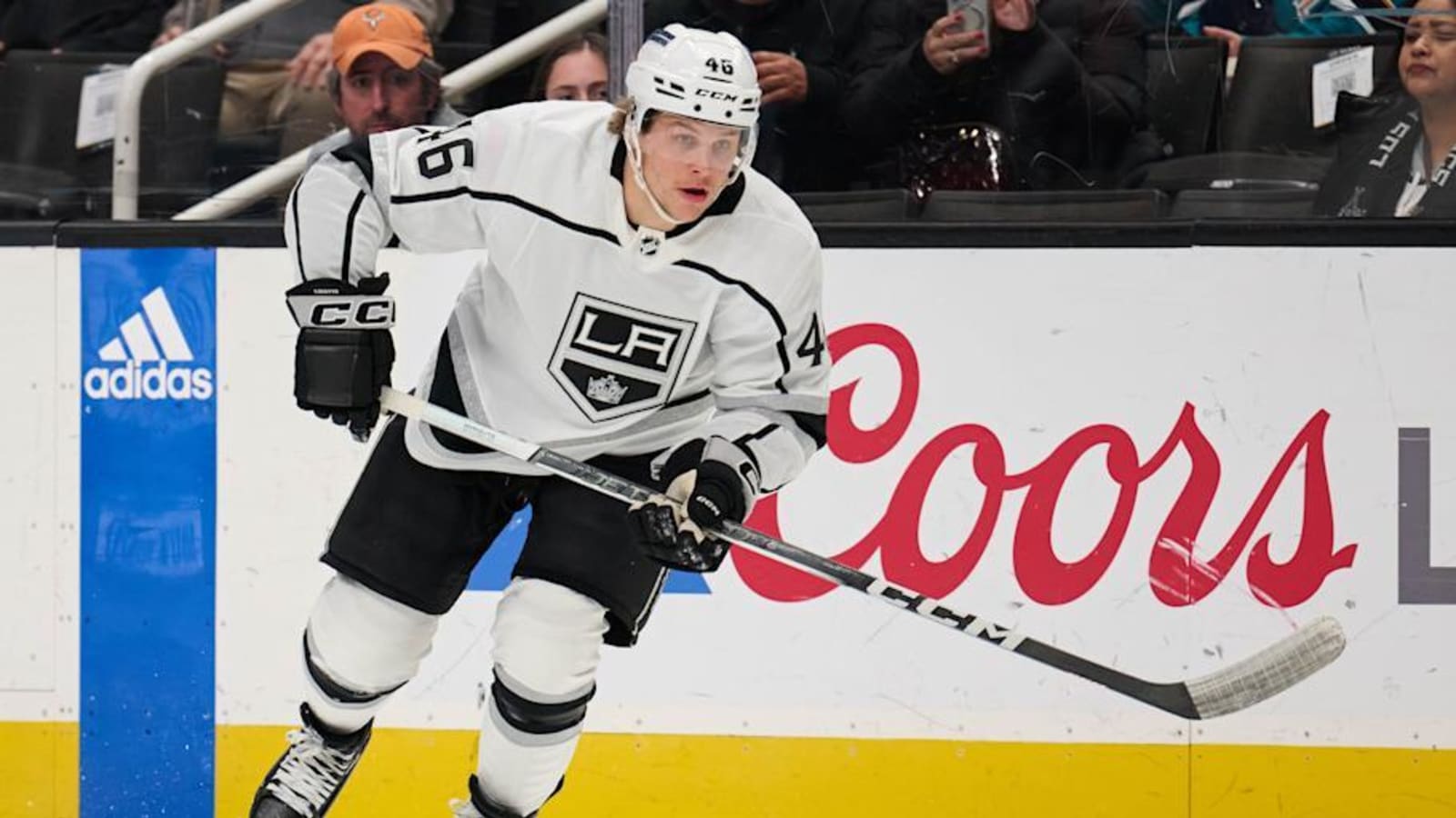 Penguins Forward Suffers Scary Facial Injury