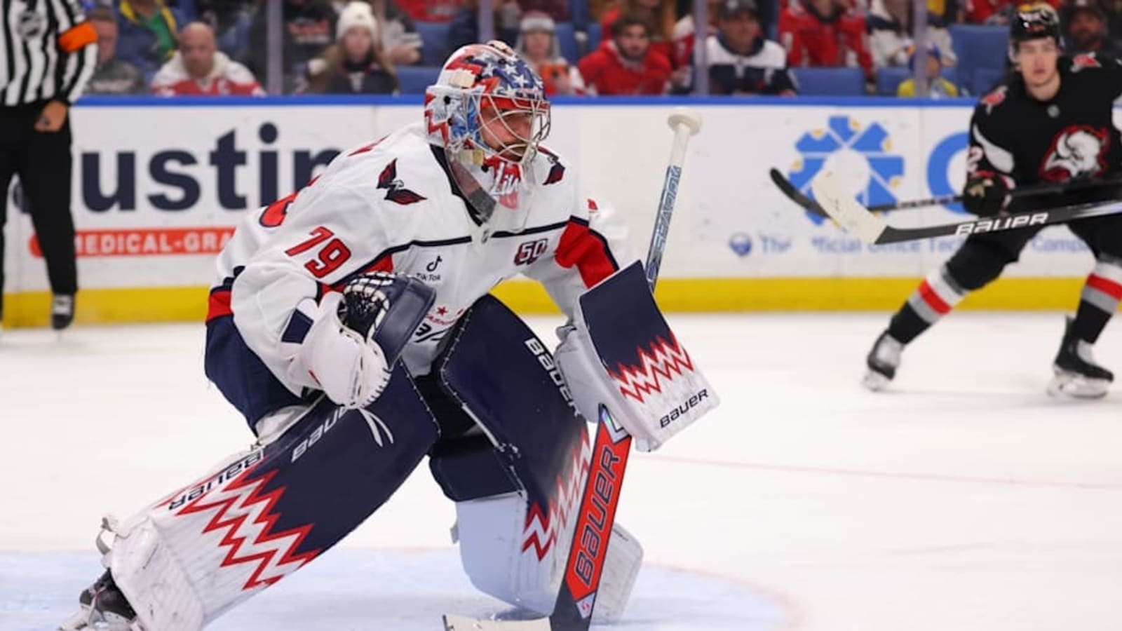 Capitals Goalie Suffers Head Injury
