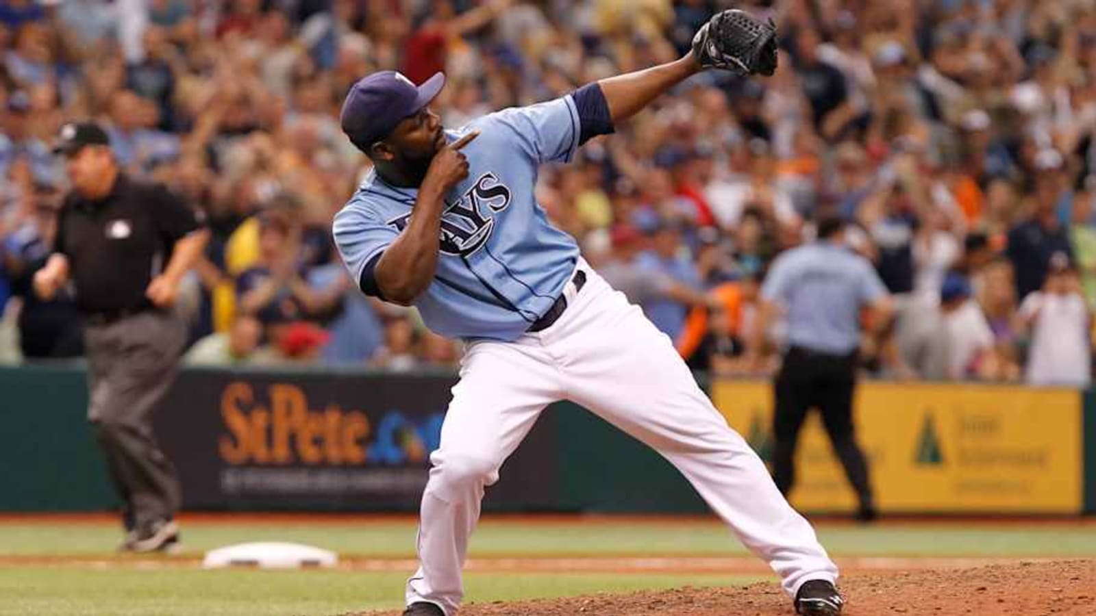 Former Tigers, Rays Closer Fernando Rodney Set to Continue Career in Canada