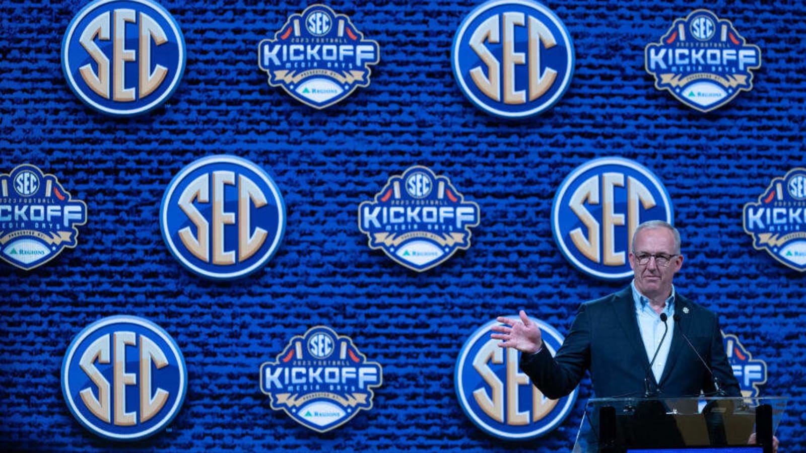 SEC Looking to Add Mandatory Injury Reports in Football