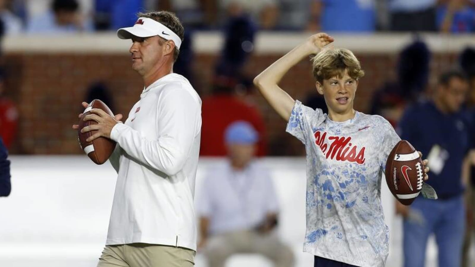 &#39;Keep Him Hungry!&#39; Will Ole Miss Offer 2028 QB, Coach&#39;s Son Knox Kiffin?