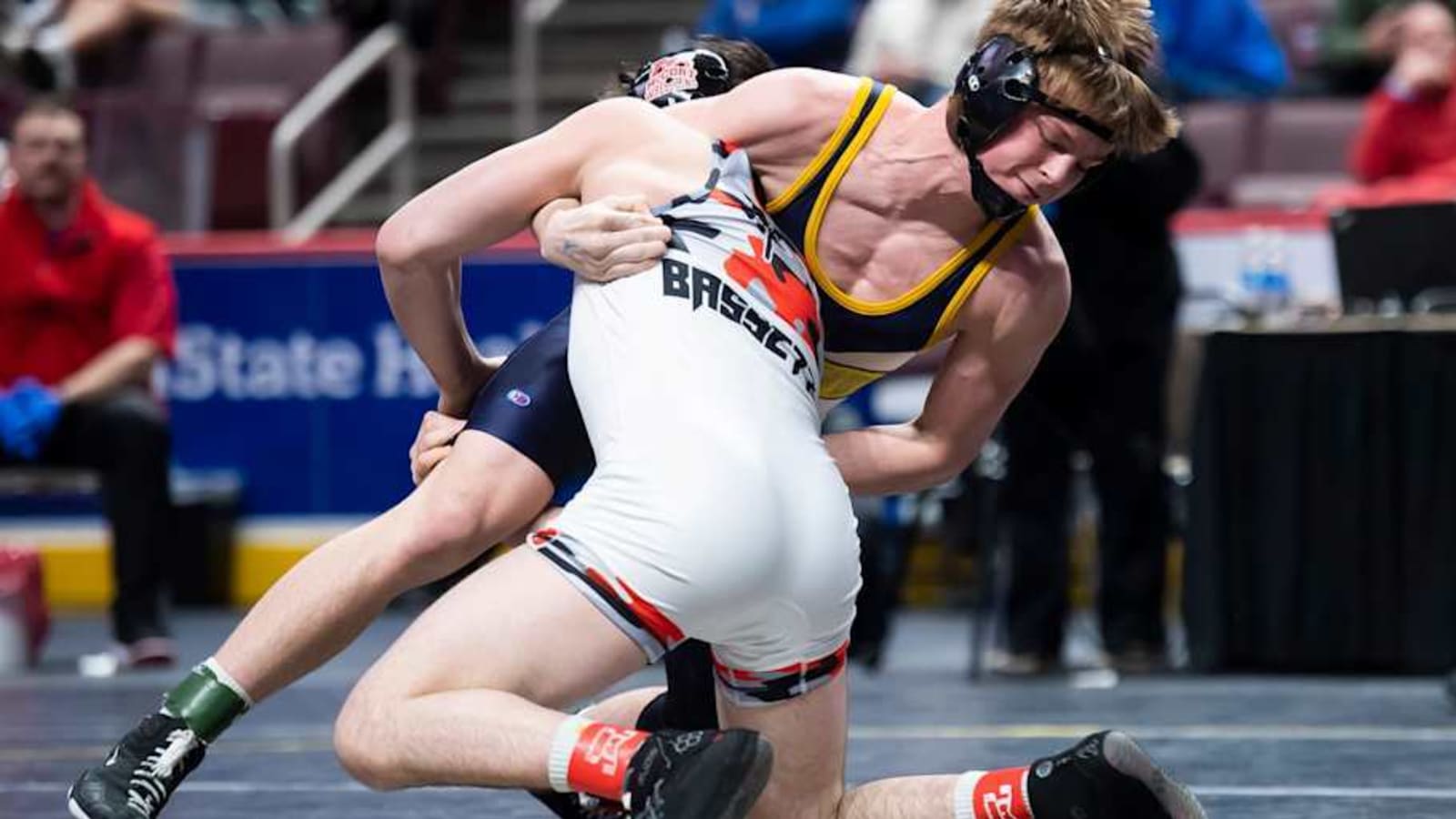 Nation&#39;s No. 1 Wrestler Bo Bassett Commits to Iowa