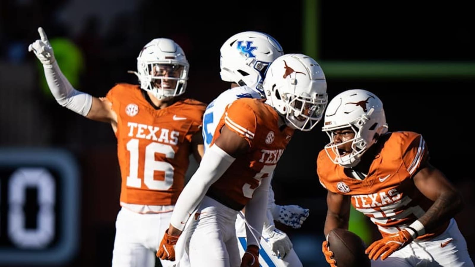 Five Big Takeaways From Texas&#39;s Victory Over The Kentucky Wildcats