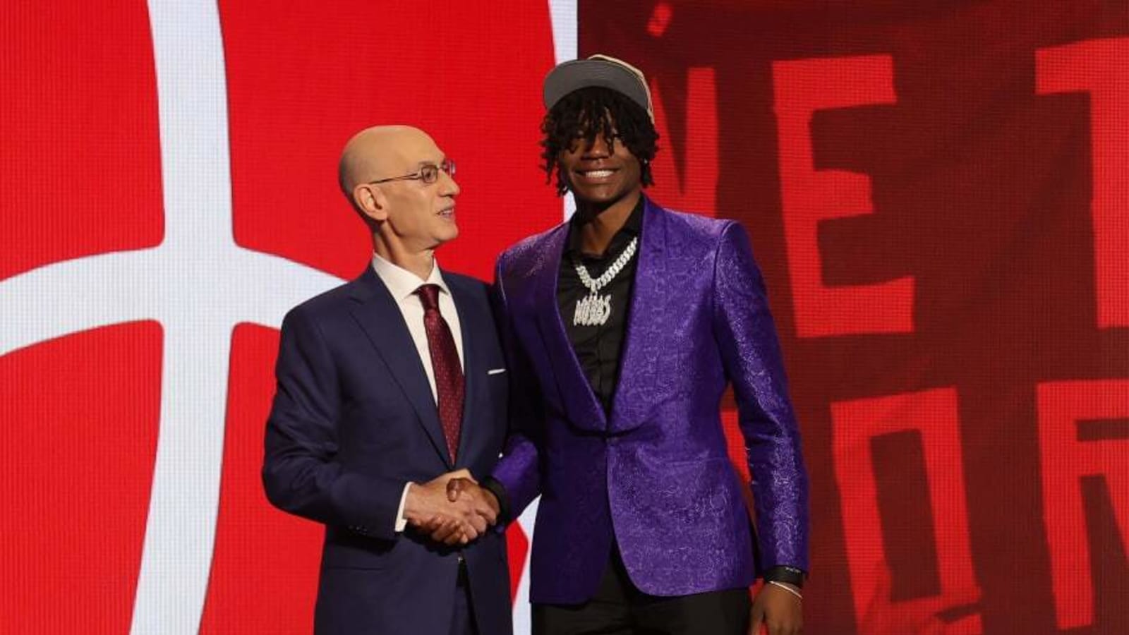 Raptors Unveil New Logo on Social Media to Honor 30th Anniversary