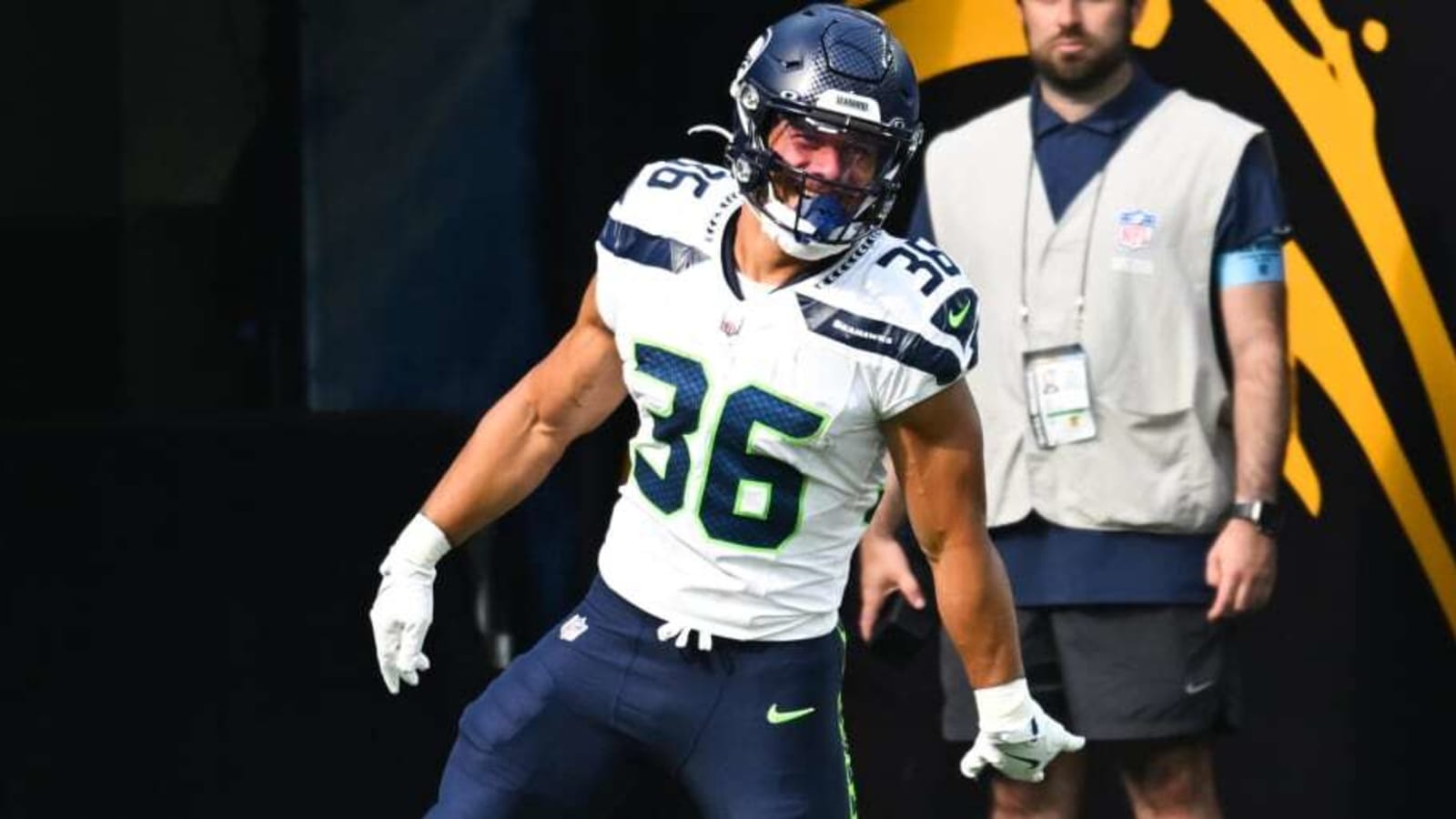Seattle Seahawks 53-Man Roster Projection: Who Makes Cut After Preseason Win in L.A.?