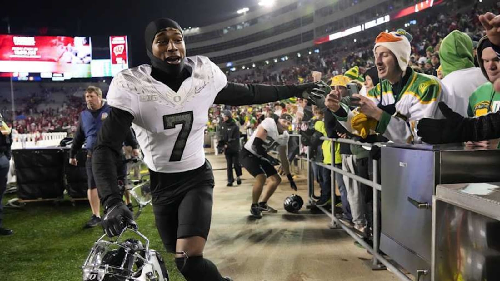 Who Will Replace Oregon Ducks Leading Receiver Tez Johnson in 2025?