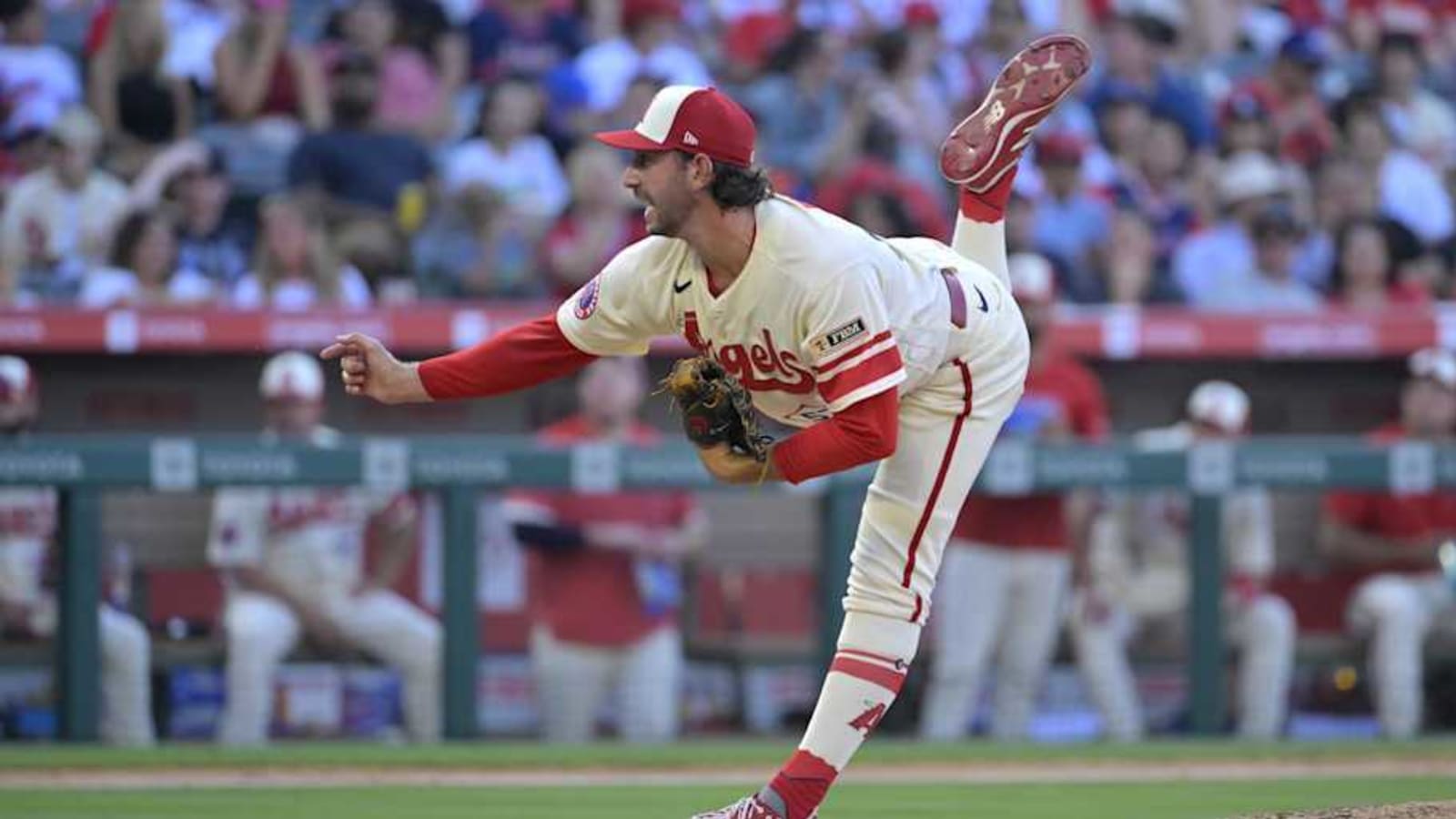 Former Angels Pitcher Joins NL Central Club