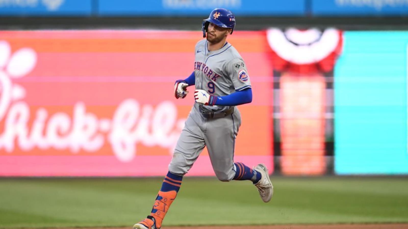 Mets&#39; Star Downplays Chirping Phillies After Home Run: &#39;Misconstrued&#39;