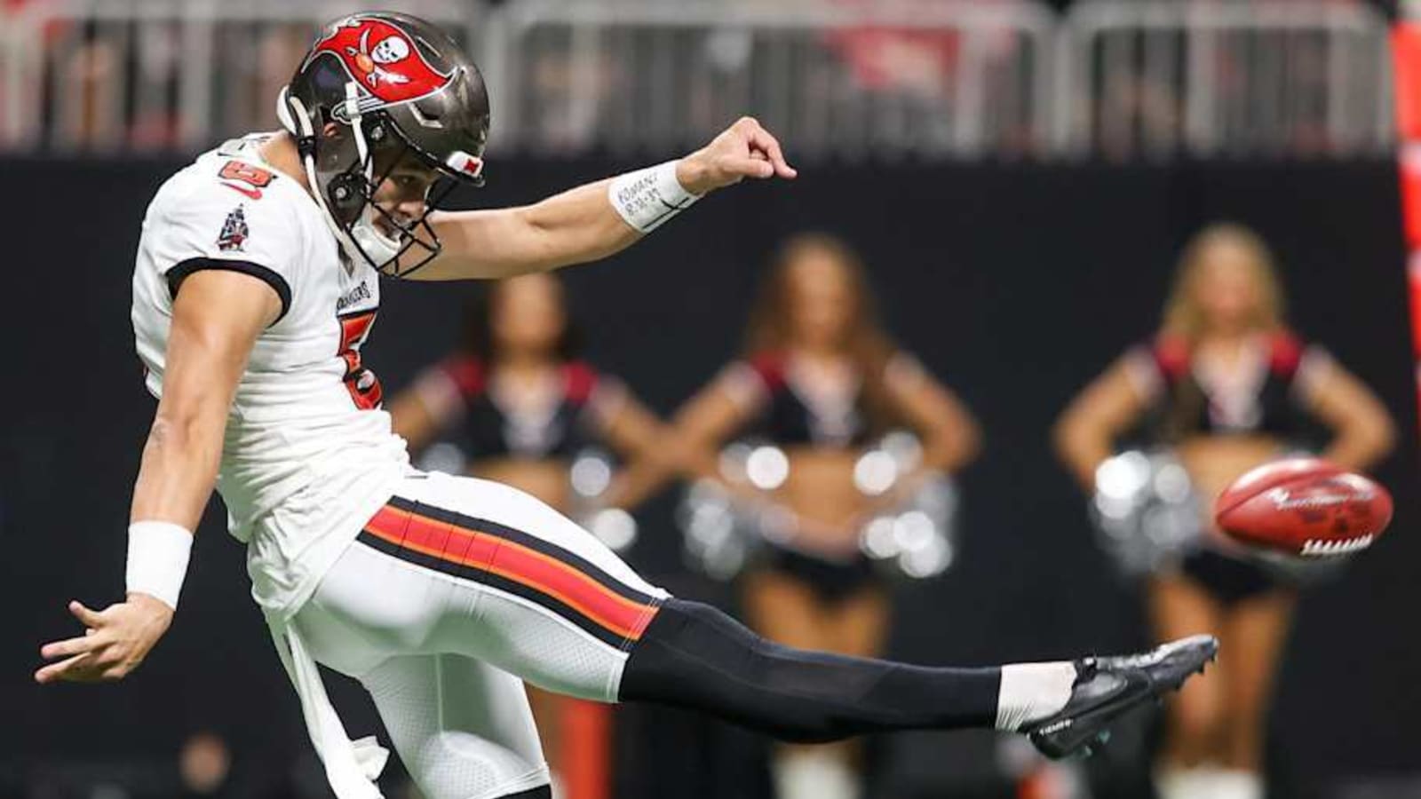 Former Tampa Bay Buccaneers Punter Hoping To Find New Home in NFC East