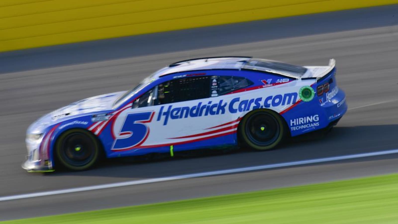 37 on Entry List for NASCAR Cup Series South Point 400 at Las Vegas