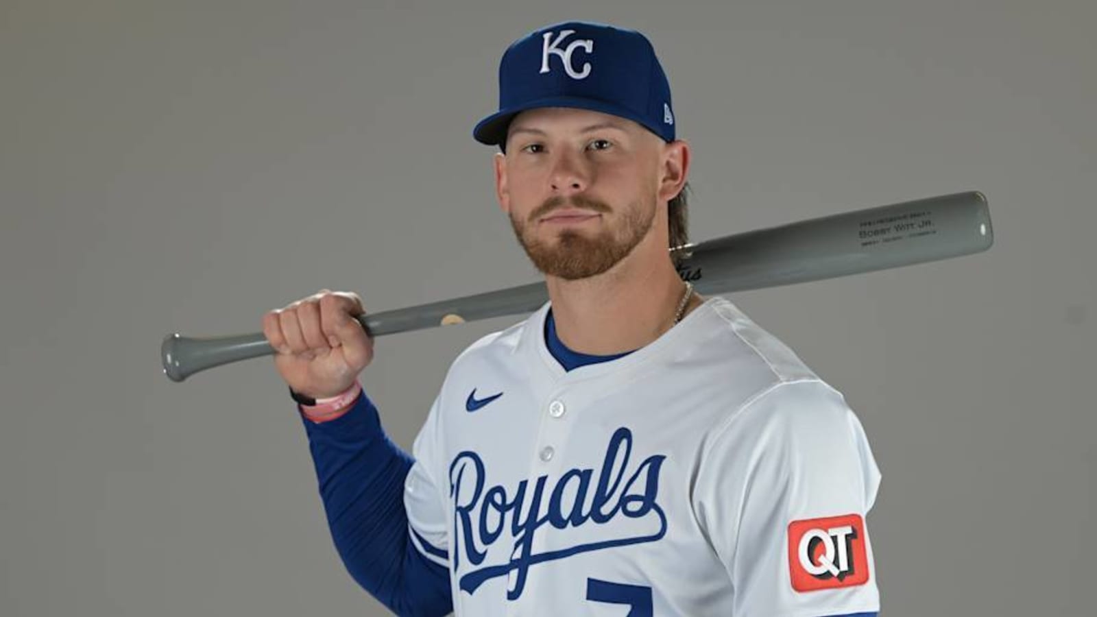 Bobby Witt Jr. Leaves 2-Character Message For Royals Fans After Injury Scare