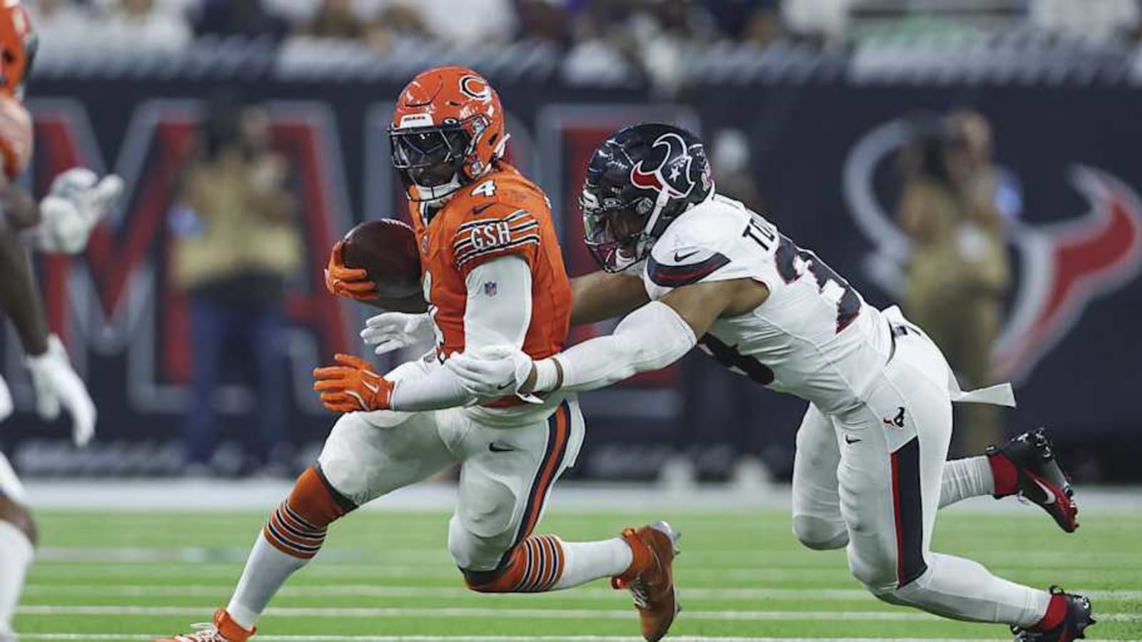 Texans LB Impressing in Second Season