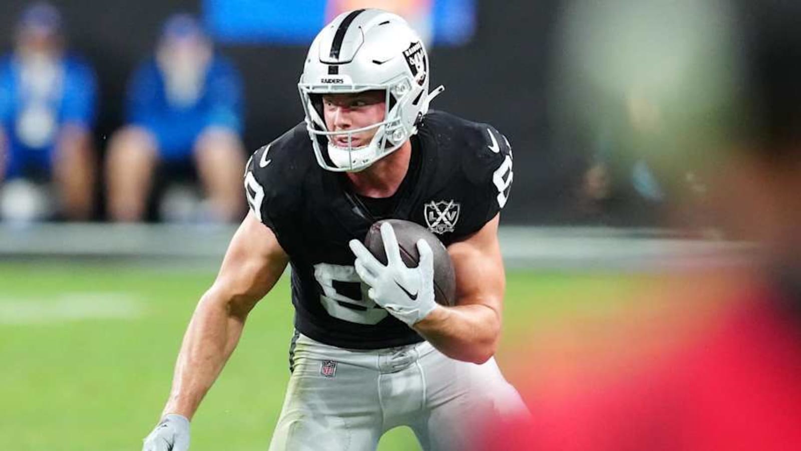  Raiders&#39; Brock Bowers Named Finalist For Massive Award