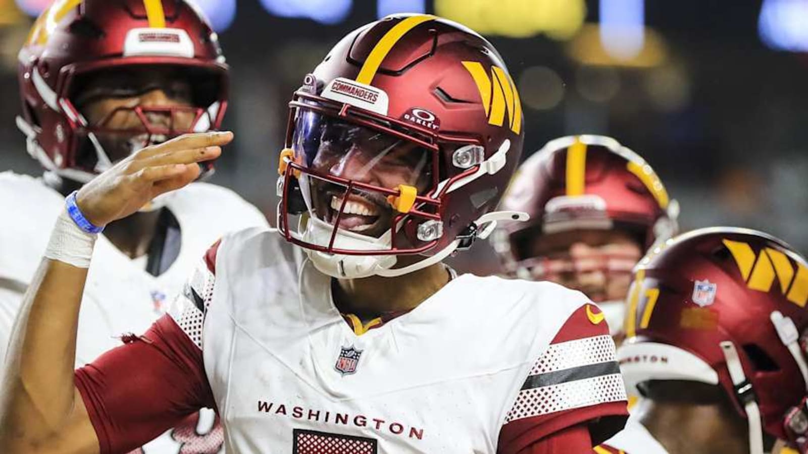 Washington Commanders&#39; Kicker&#39;s Doink Decides Playoff Game vs. Buccaneers