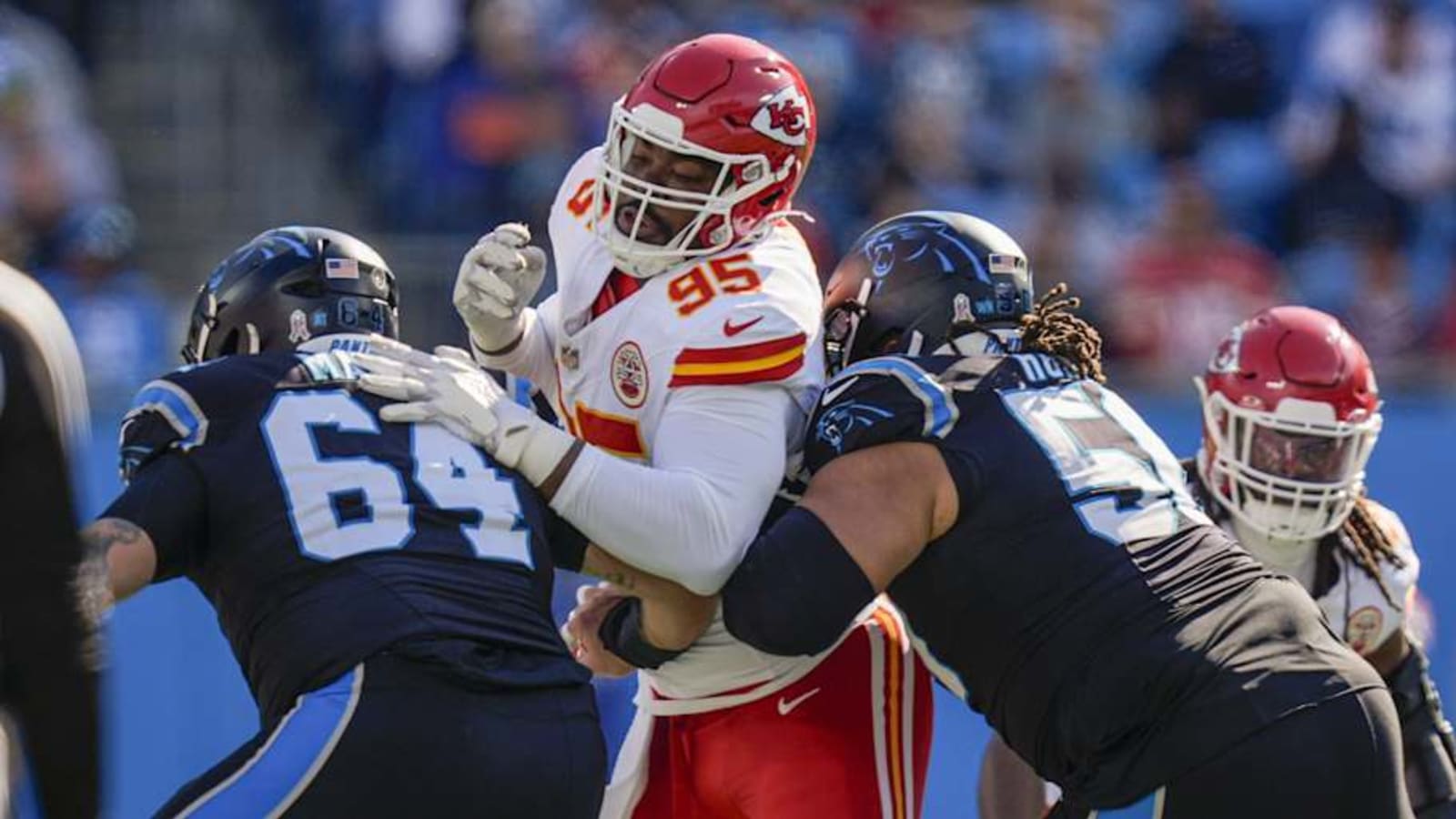 Texans Reveal Plan for Chiefs&#39; Chris Jones