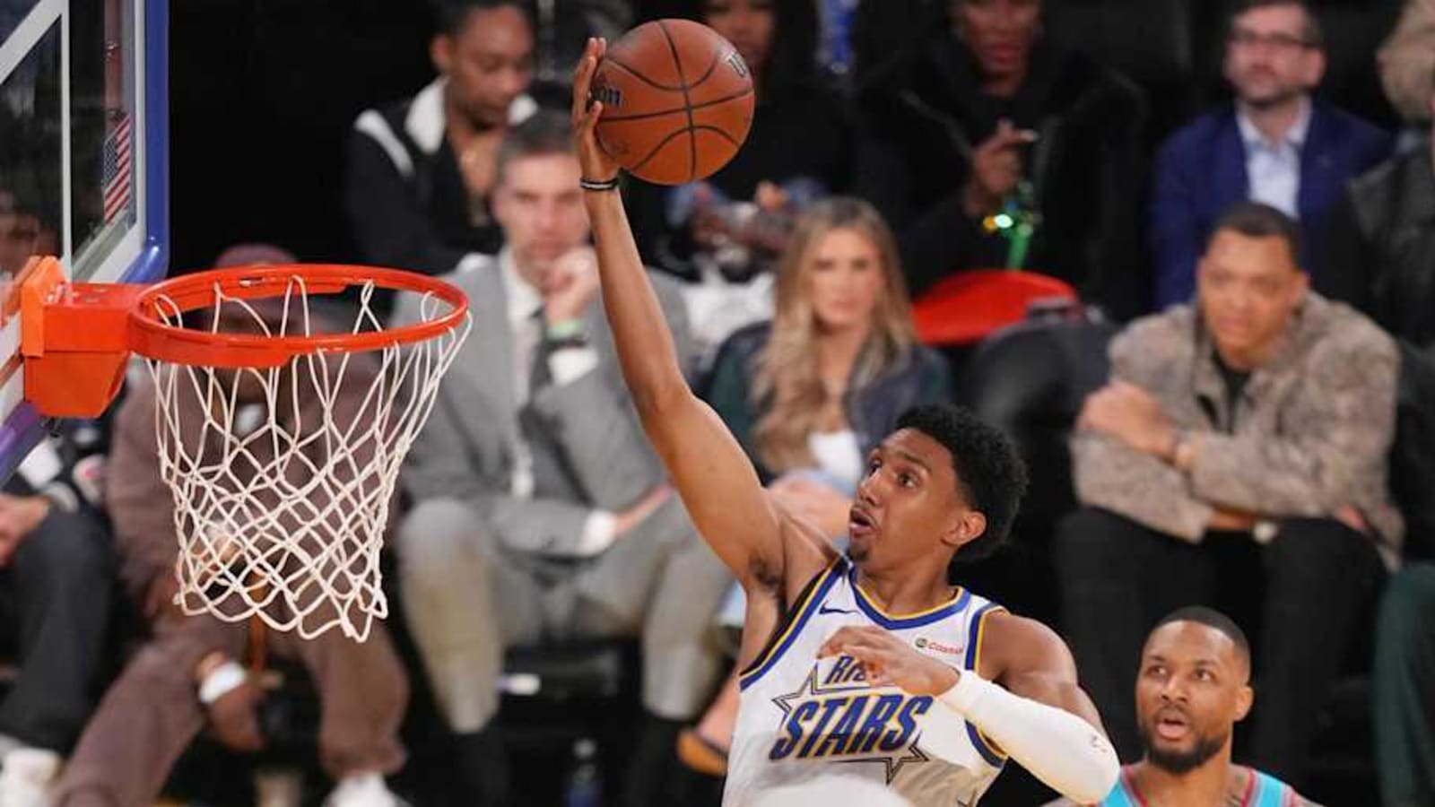 Suns Rookie Makes Statement in All-Star Game