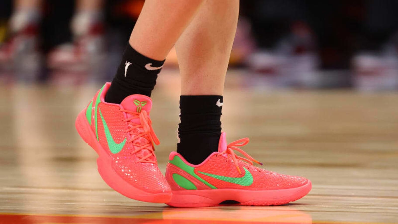 Caitlin Clark Says "Kobe Has The Best Shoes. It&#39;s Not Even Close"