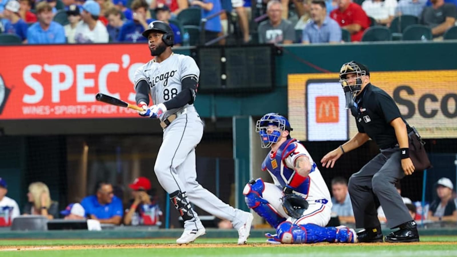 Chicago White Sox&#39;s Asking Price For All-Star Outfielder Luis Robert Jr. Revealed