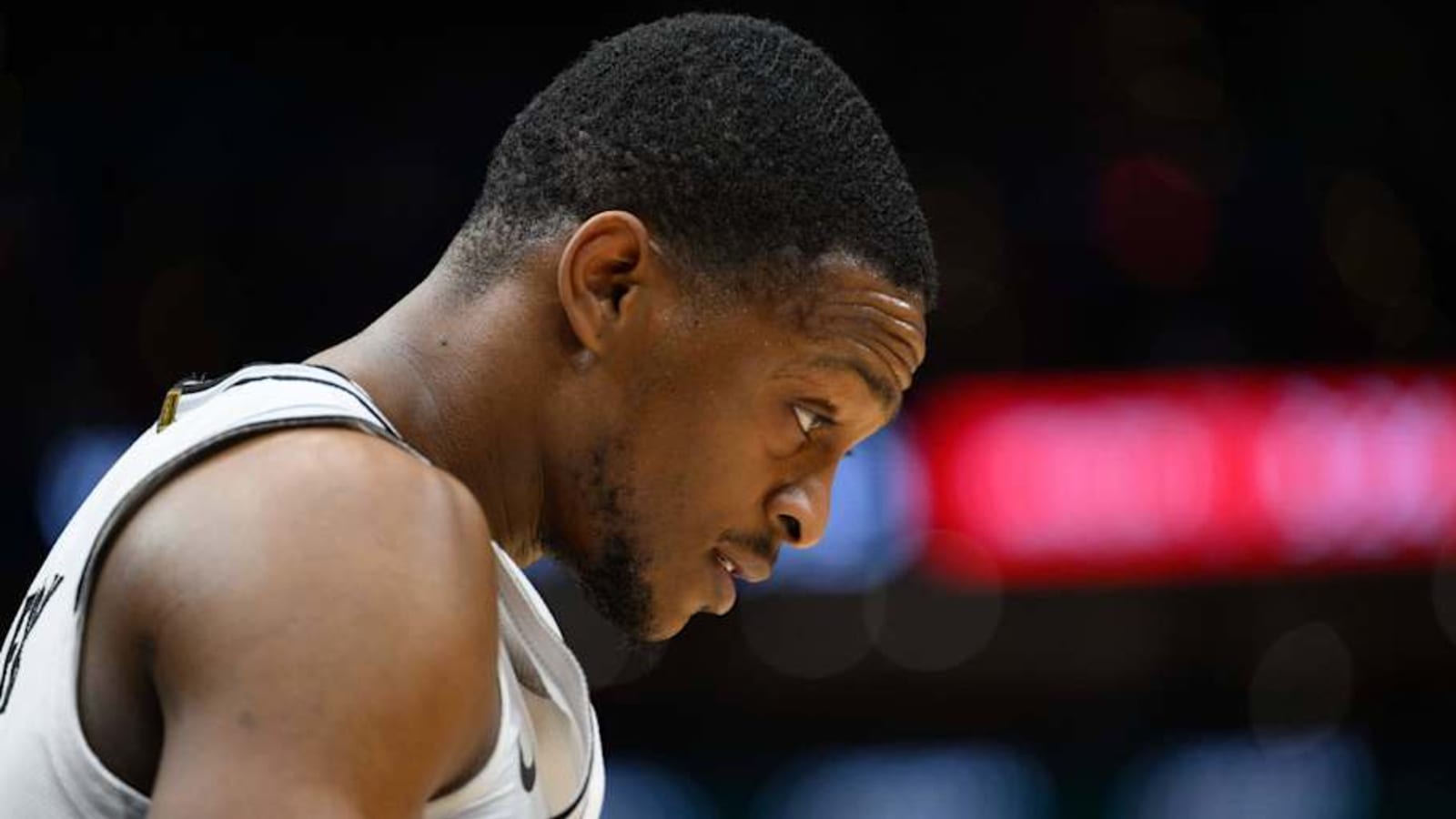 Spurs&#39; De&#39;Aaron Fox Gets Honest About Latest Injury