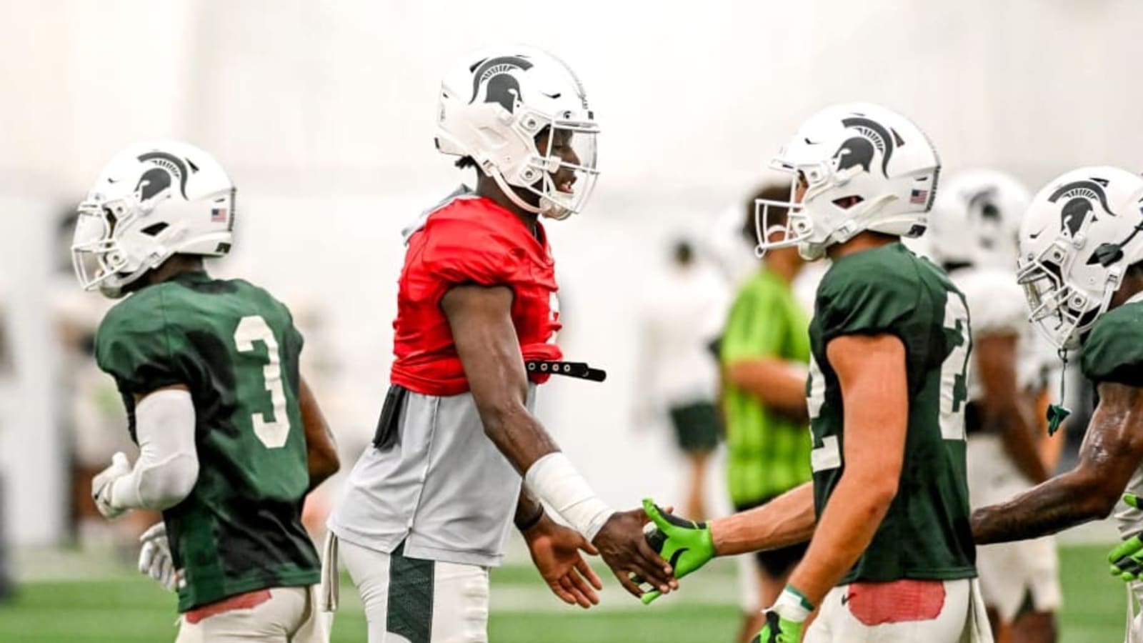 REPORT: Michigan State Has a Chance to Make a Bowl Game in Jonathan Smith&#39;s First Season