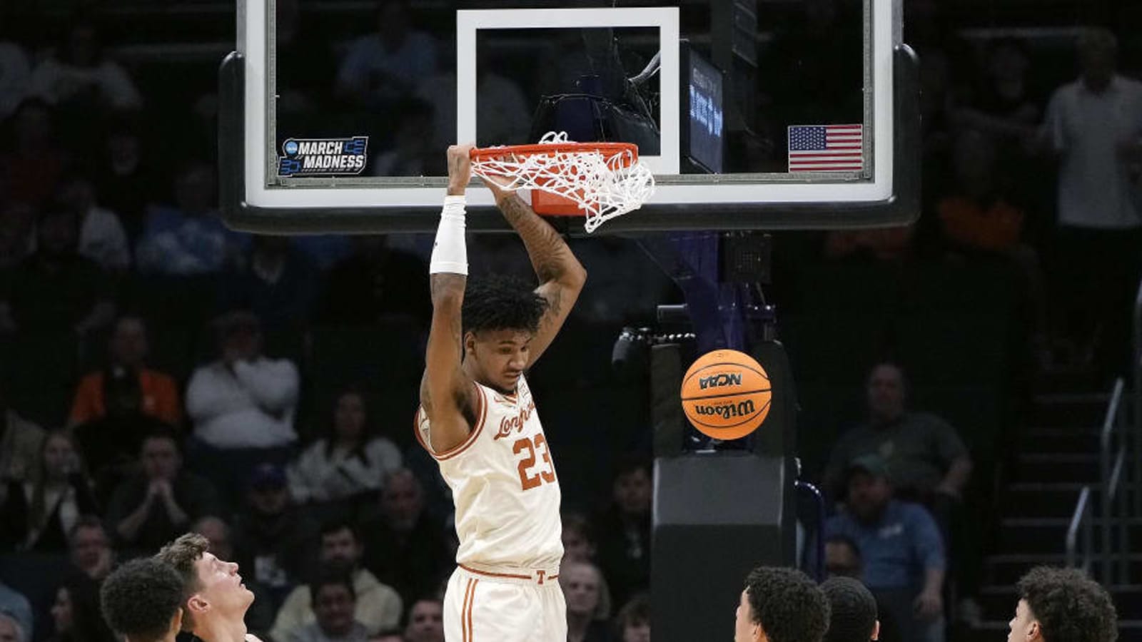 Look: Dillon Mitchell Posts Picture Flying Into Cincinnati