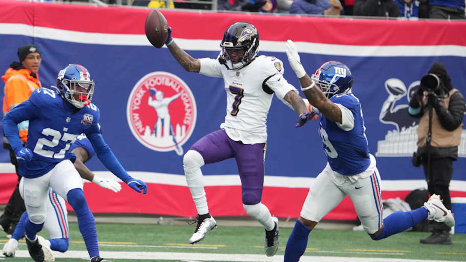 Rashod Bateman’s viral fan moment highlights his rise as Ravens’ X-factor