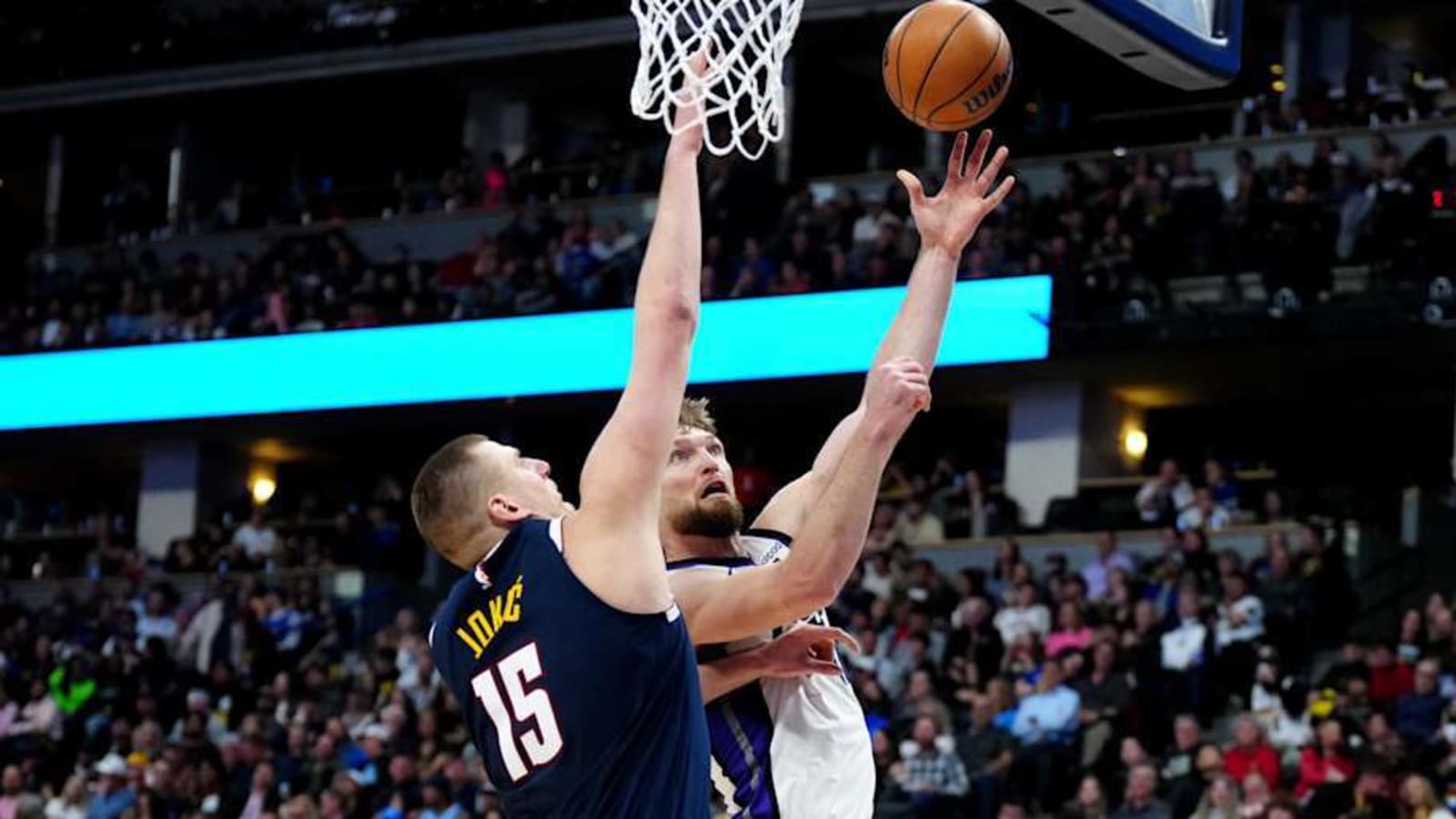 Kings-Nuggets Matchup of the Game: Domantas Sabonis vs. Nikola Jokić