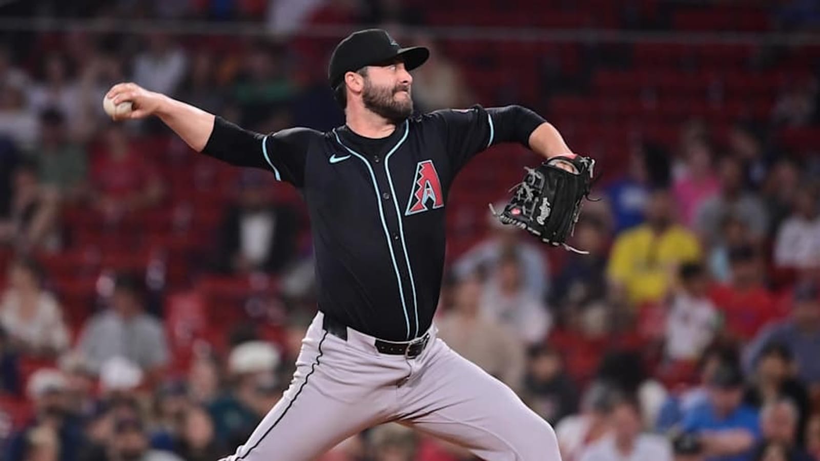 Former Diamondbacks Reliever Agrees to Deal with Athletics