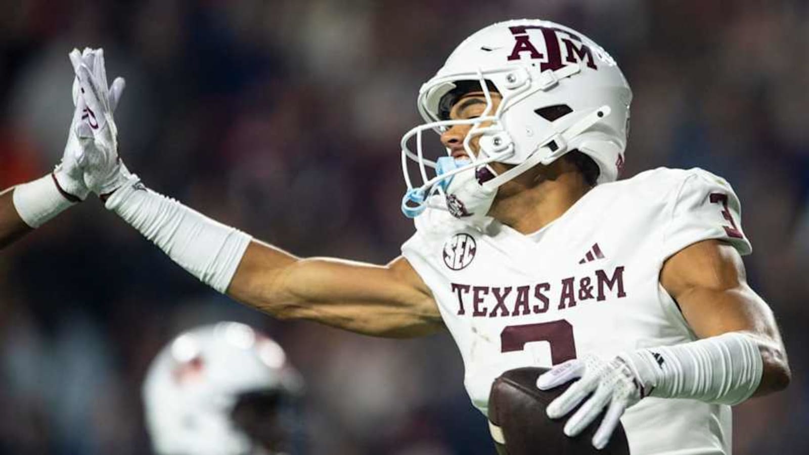 Texas A&M WR Noah Thomas Commits to SEC Program