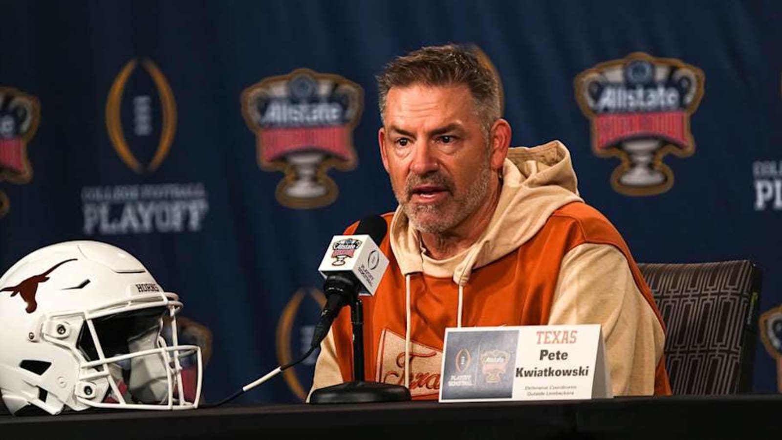 Texas Defensive Coordinator Pete Kwiatkowski Named Semifinalist for Broyles Award