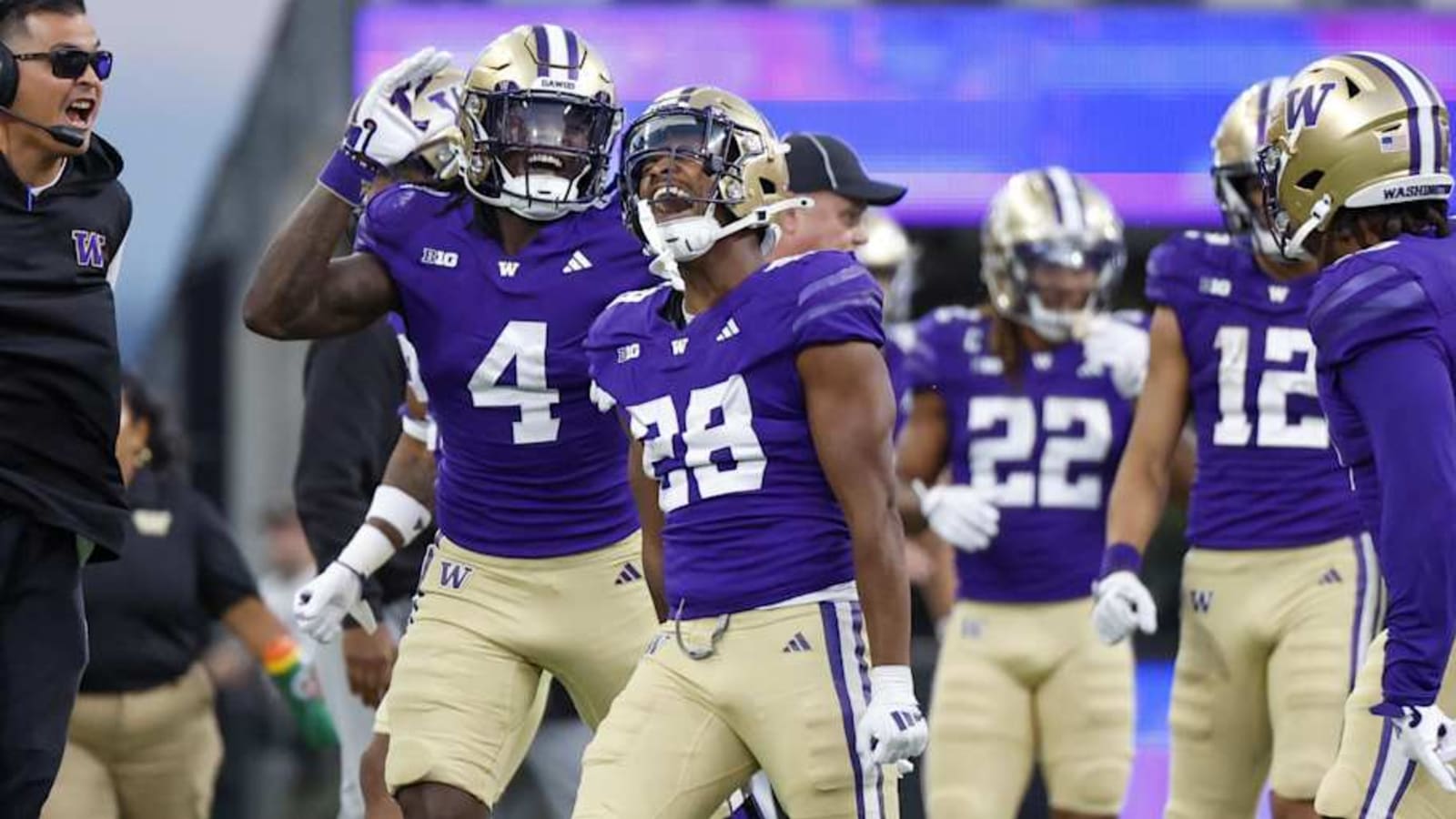 UCLA Offers One of Top Transfer Linebackers