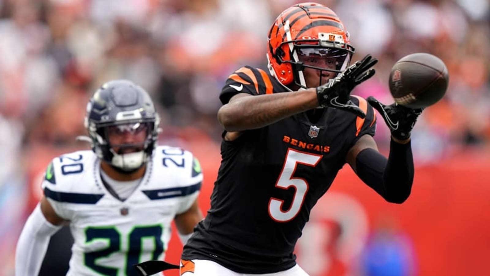 Bengals Star Tee Higgins&#39; Asking Price Just Went Up After DK Metcalf Agreed to New Contract With Steelers
