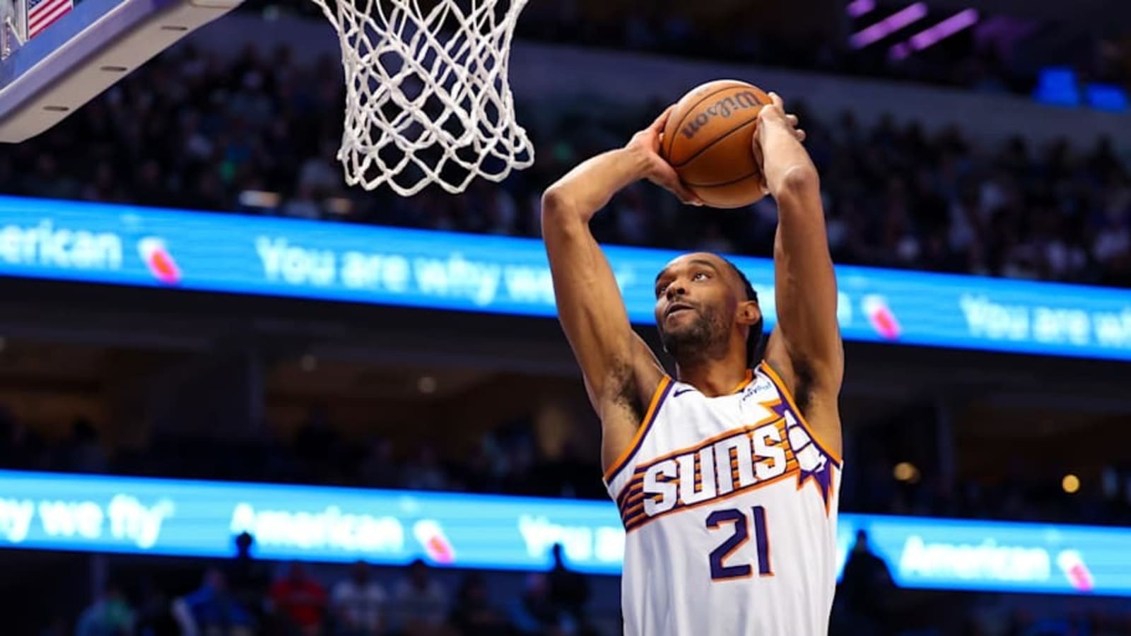 Former Suns Forward Hits Free Agency