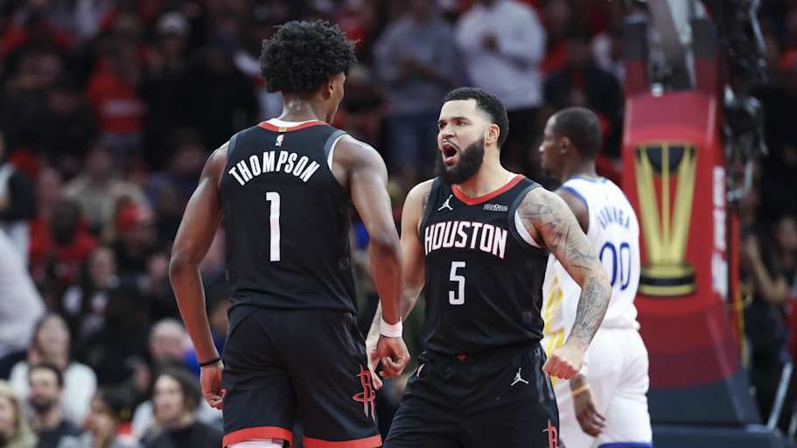 Rockets stun Warriors in wild ending to advance in NBA Cup