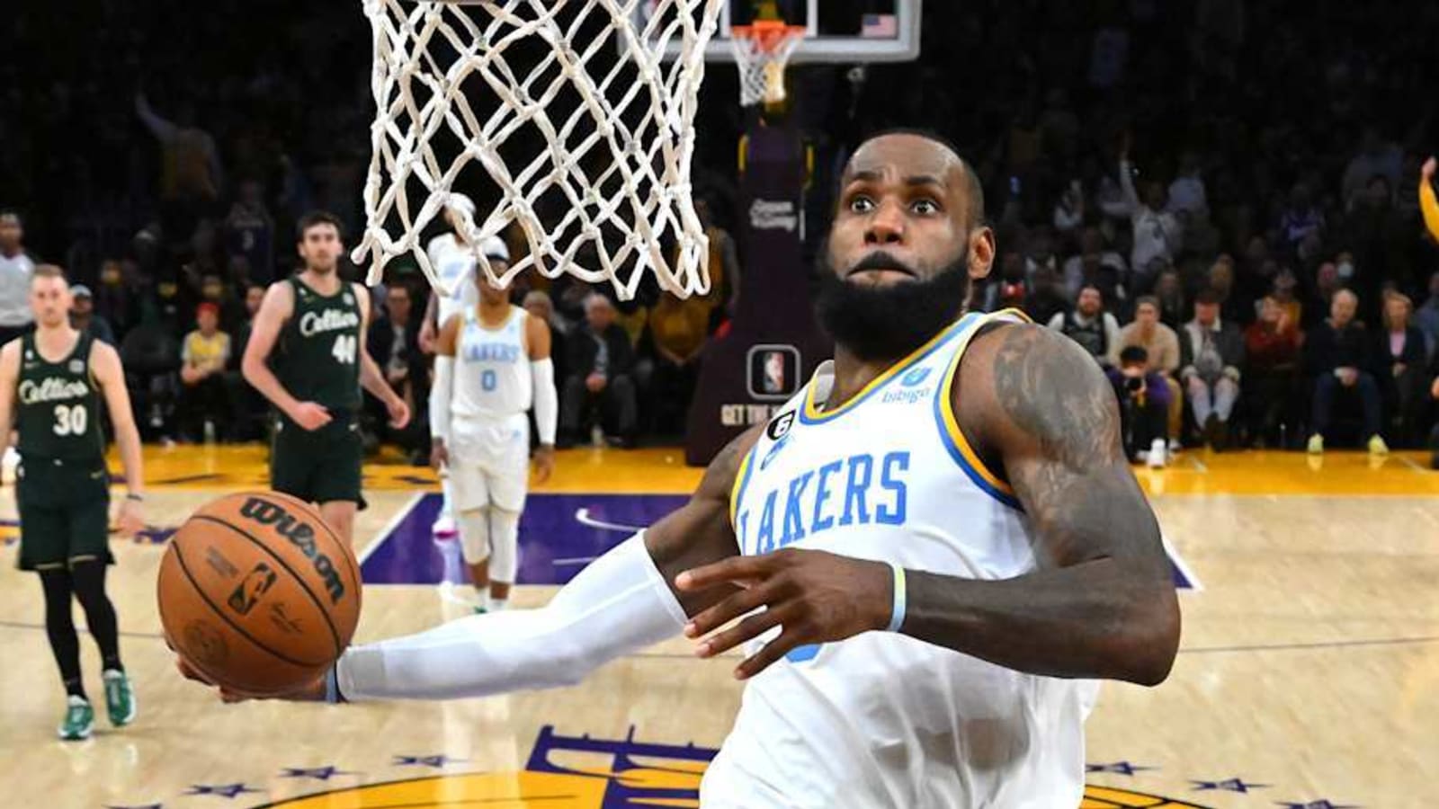 LeBron James&#39; Dunk Went Viral In Celtics-Lakers Game
