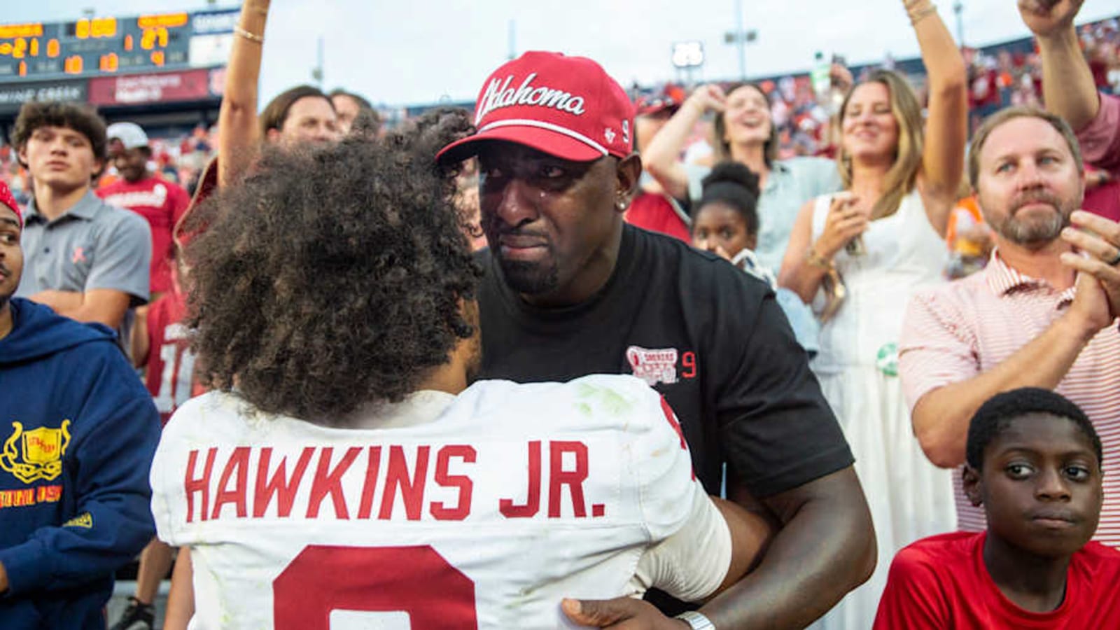 How Oklahoma QB Michael Hawkins Jr. Has Recharged Fans, Inspired Teammates Ahead of Red River Rivalry