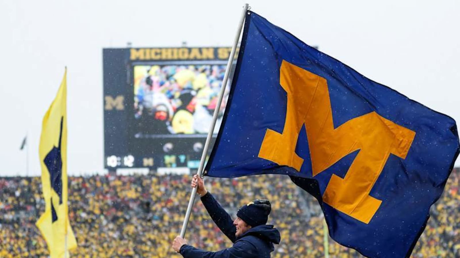 One Michigan football 2025 signee makes significant jump in Rivals&#39; final top-250 rankings