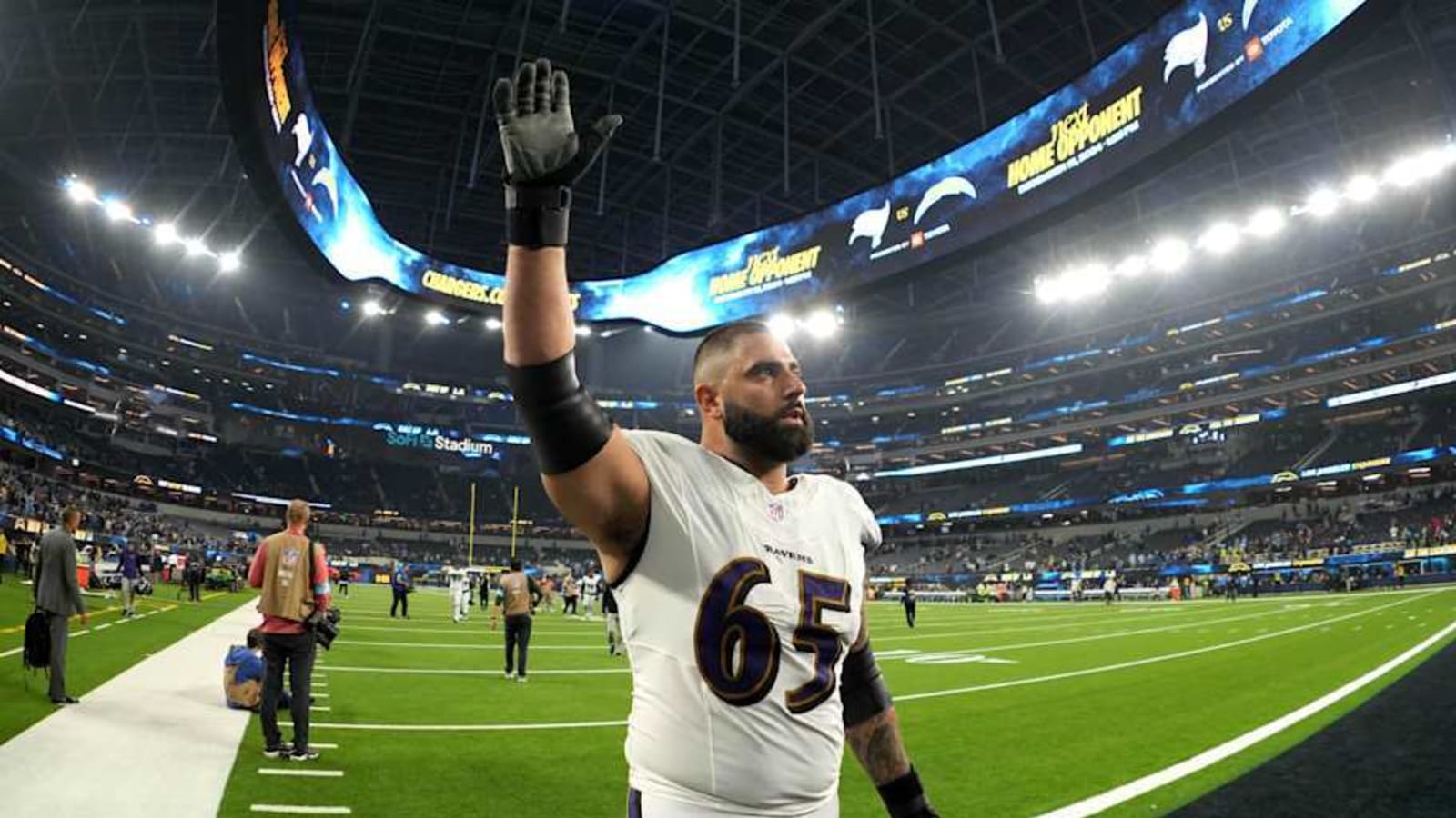 Analyst Speaks on Jaguars Adding Offensive Lineman in Free Agency